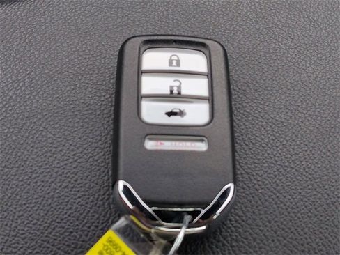 Used 2021 Honda Accord Sport image 31