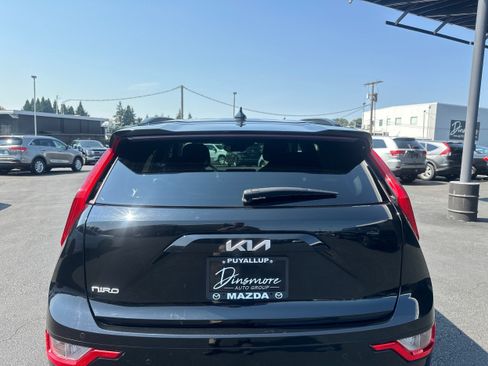Used 2023 Kia Niro Wind w/ Wind Preserve Package FWD image 25