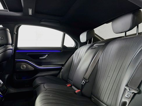 Certified 2023 Mercedes-Benz S 500 4MATIC image 8