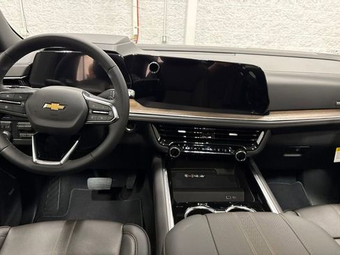 New 2026 Chevrolet Tahoe High Country w/ Sun And Tow Package AWD/4WD image 10
