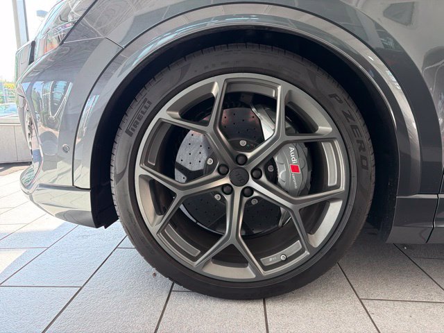Used 2026 Audi RS Q8 performance AWD/4WD image 8