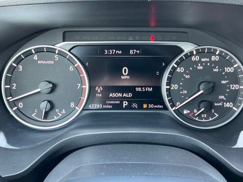 Used 2025 Nissan Rogue SV FWD image 29