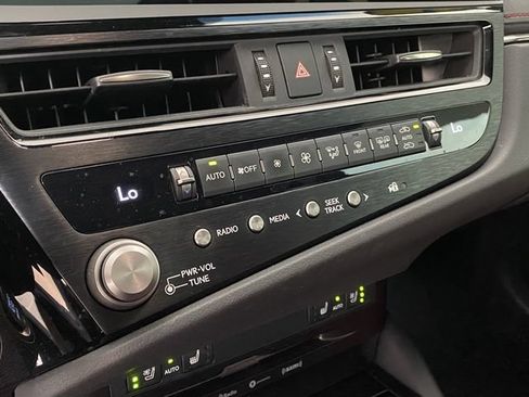 Used 2022 Lexus ES 350 F Sport w/ Accessory Package 2 FWD image 27