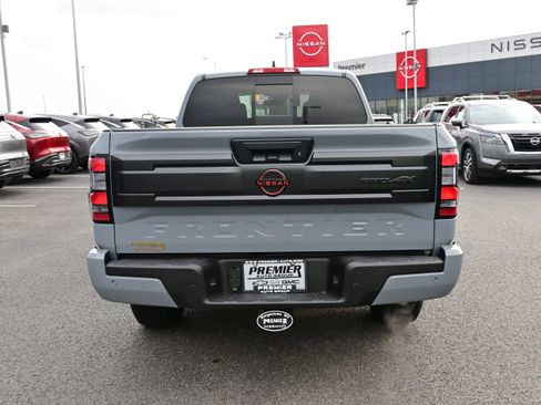 New 2026 Nissan Frontier PRO-4X w/ Pro-4x Convenience Package image 8