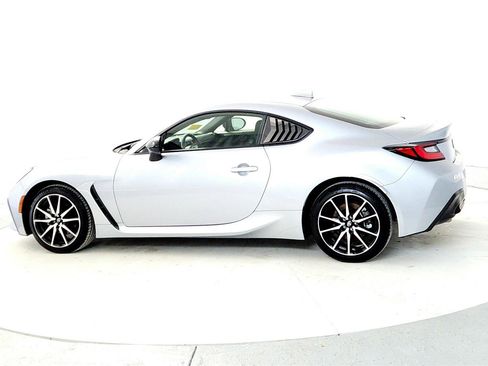 Certified 2025 Toyota GR86 w/ ALL Weather Mat Package (TMS) image 3