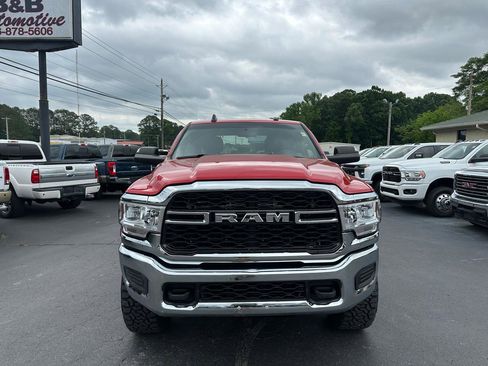 Used 2022 RAM 2500 Tradesman w/ Chrome Appearance Group AWD/4WD image 2
