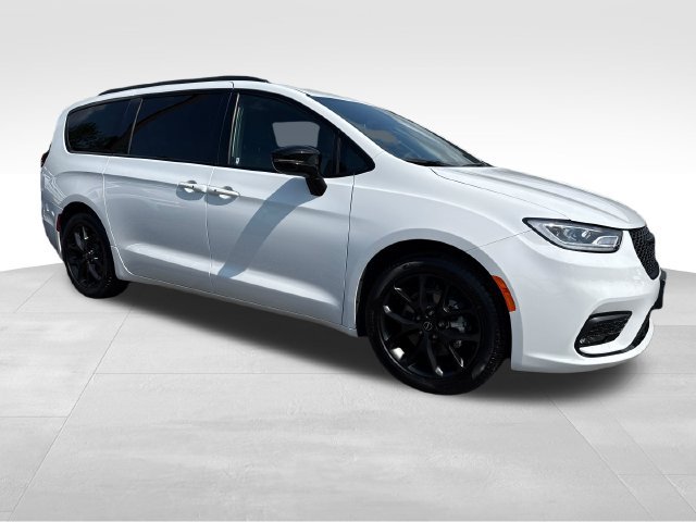 New 2026 Chrysler Pacifica Select w/ S Appearance Package FWD 360° Tour
