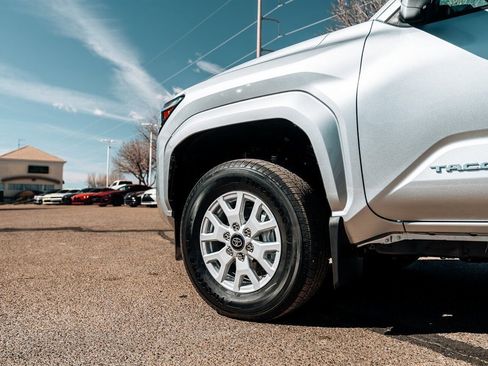 Used 2026 Toyota Tacoma SR5 image 15