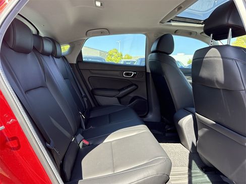 Used 2025 Acura Integra Base image 17