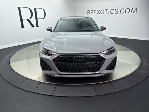Used 2023 Audi RS 7 Sportback w/ Carbon Optic Package AWD/4WD image 8