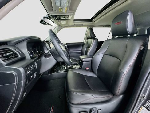 Used 2020 Toyota 4Runner TRD Off-Road Premium w/ Moonroof Package AWD/4WD image 12