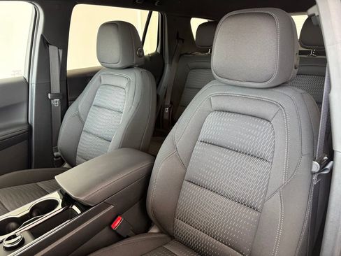 New 2027 Chevrolet Equinox LT w/ LPO, Floor Liner Package FWD image 28