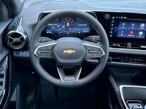 New 2027 Chevrolet Equinox LT FWD image 22