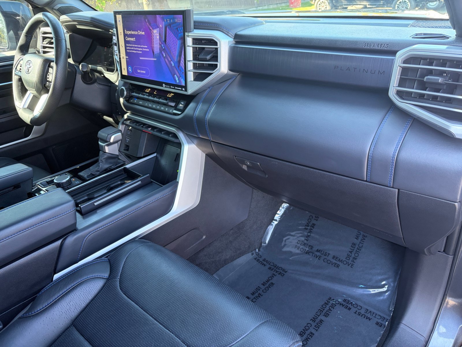 Used 2024 Toyota Tundra Platinum AWD/4WD image 29