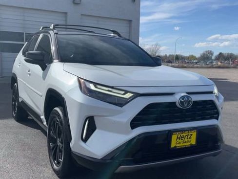 Used 2024 Toyota RAV4 XSE w/ Advanced Technology Package image 4