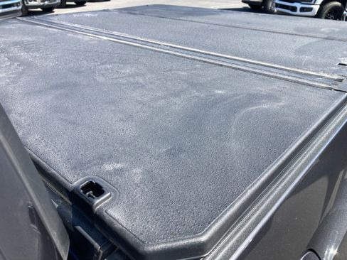 Used 2022 Toyota Tacoma SR image 7