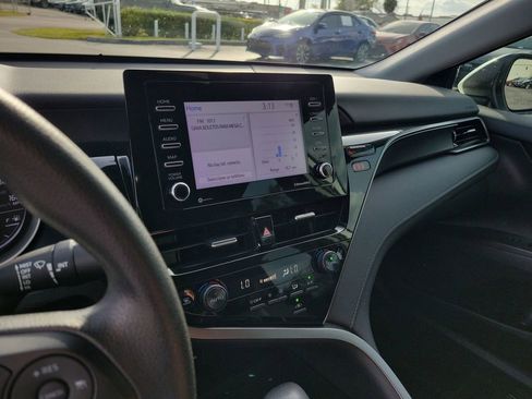 Used 2023 Toyota Camry LE image 29
