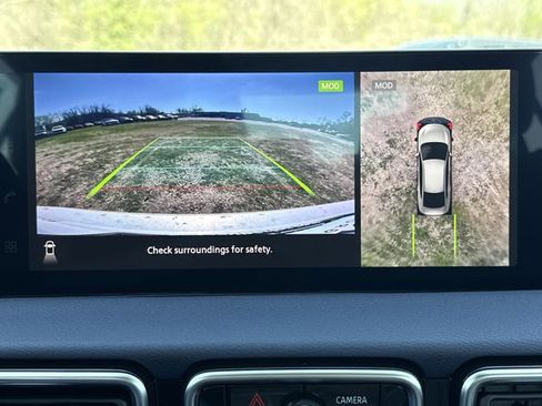 New 2026 Nissan Sentra SL w/ Floor Mat Package FWD image 8