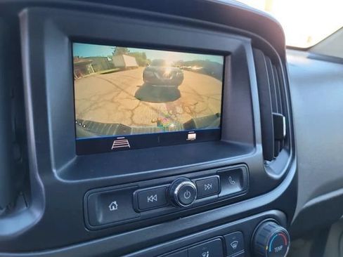 Used 2021 Chevrolet Colorado W/T w/ Custom Special Edition AWD/4WD image 22