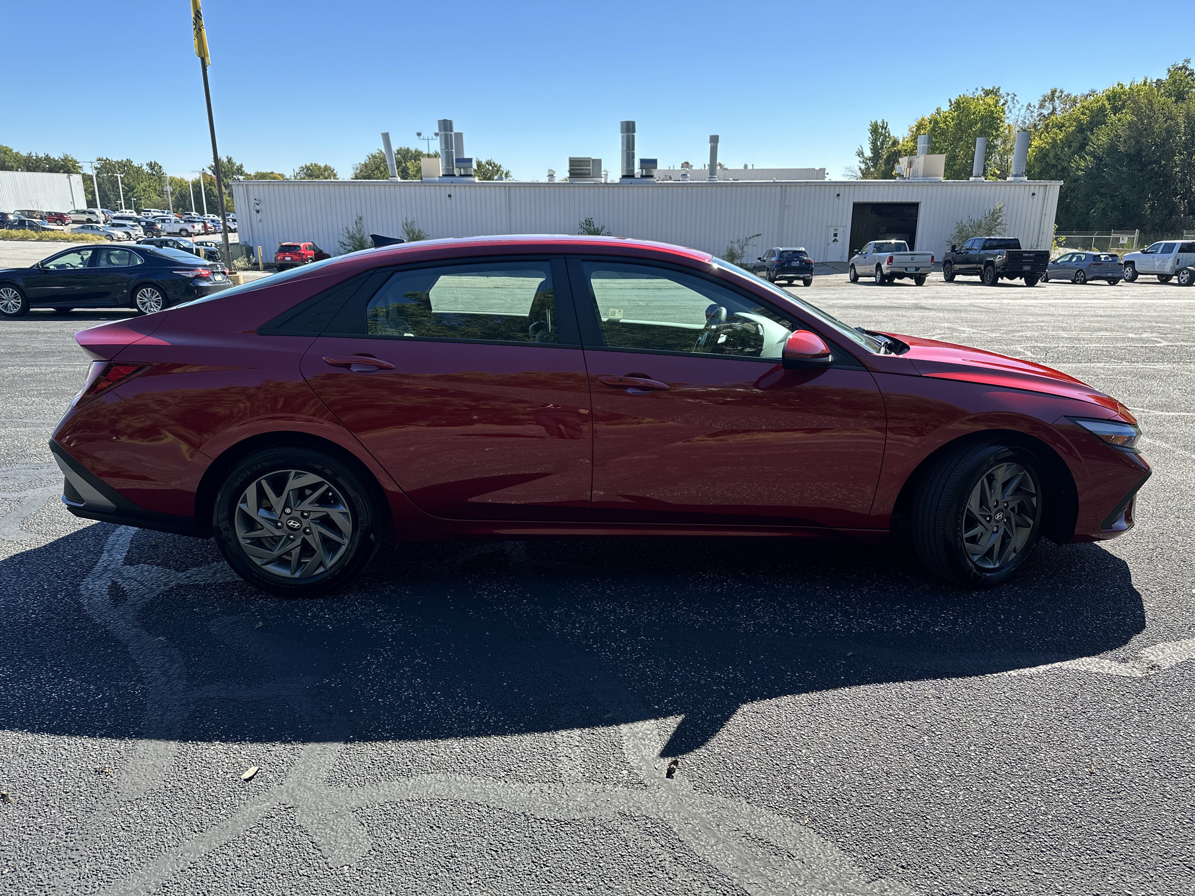 Certified 2024 Hyundai Elantra SEL FWD image 8