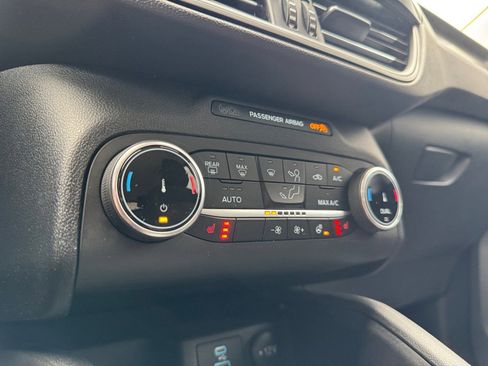 Used 2023 Ford Escape Active image 22