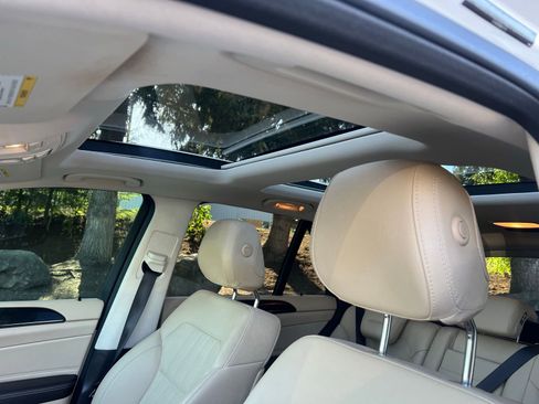 Used 2018 Mercedes-Benz GLE 350 4MATIC w/ Premium 1 Package image 24