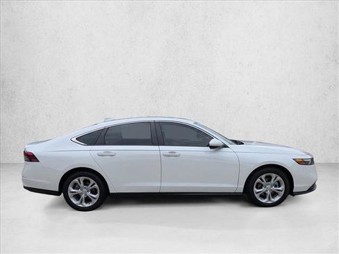 Certified 2023 Honda Accord LX image 4