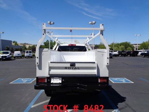 Used 2023 RAM 3500 Big Horn w/ Level 1 Equipment Group AWD/4WD image 5