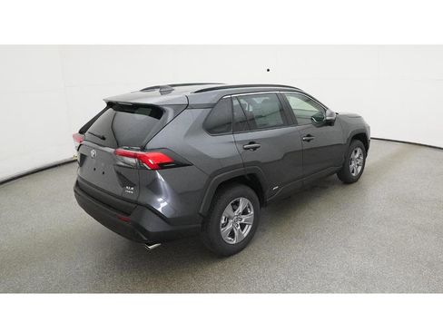 New 2025 Toyota RAV4 XLE AWD/4WD image 10