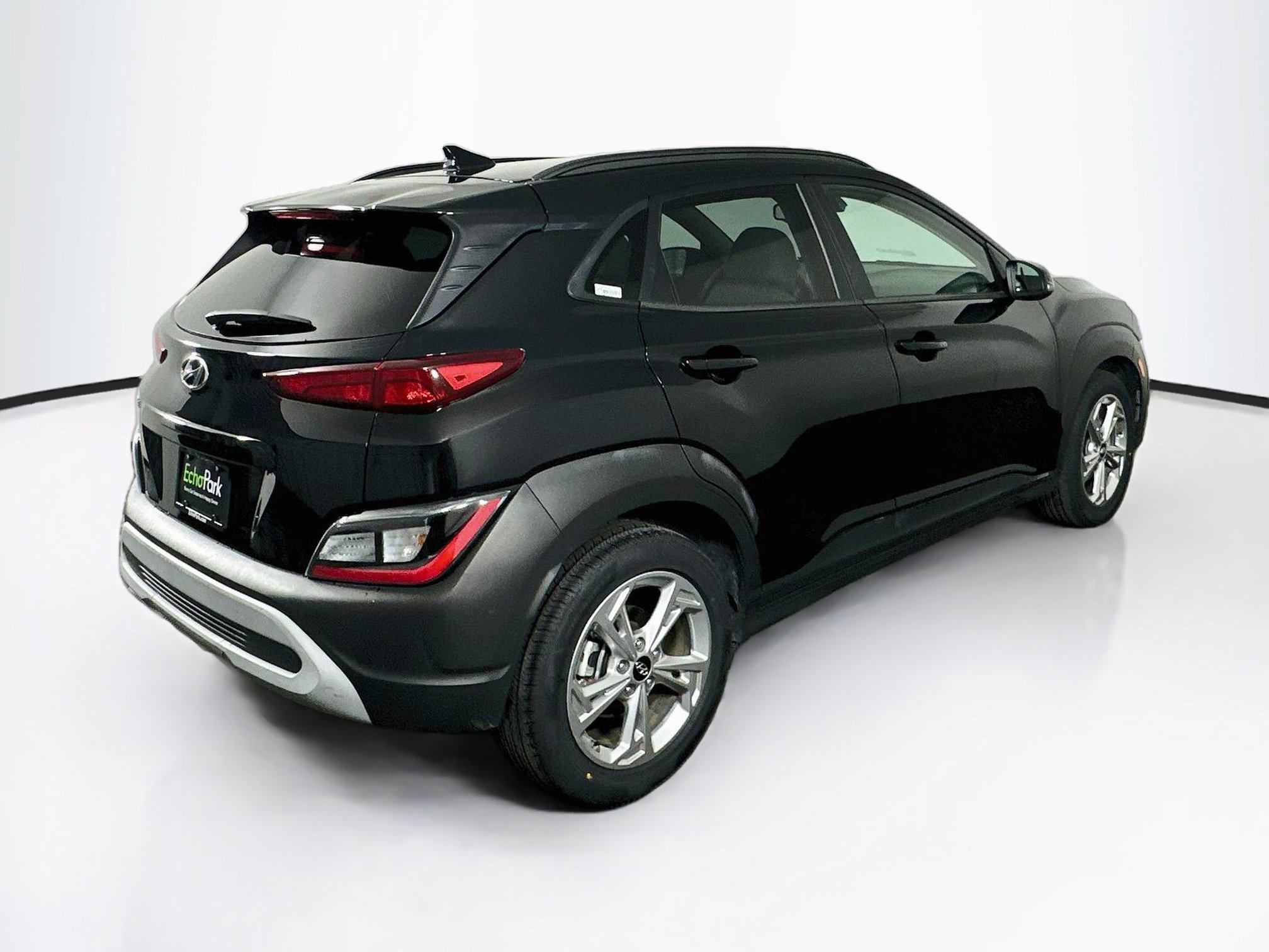 Used 2023 Hyundai Kona SEL FWD image 9