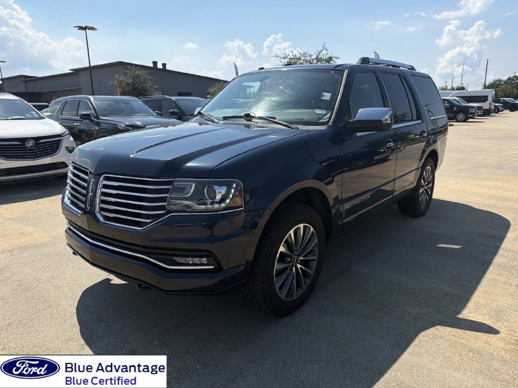 Used 2017 Lincoln Navigator Select RWD image 5