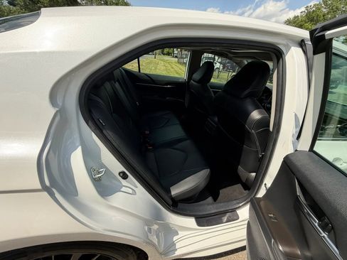 Used 2021 Toyota Camry XSE FWD image 16