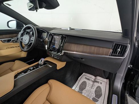 Used 2024 Volvo S90 B6 Ultimate image 19