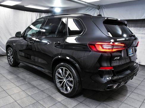 Used 2023 BMW X5 xDrive45e w/ M Sport Package image 4