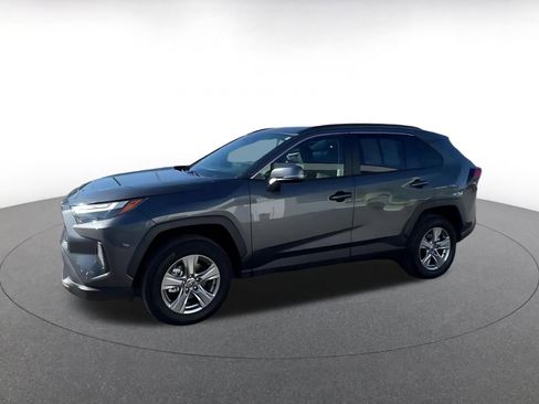 Used 2025 Toyota RAV4 XLE image 8