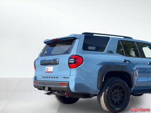 Certified 2026 Toyota 4Runner TRD Off-Road Premium image 10