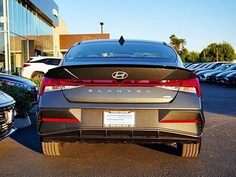 New 2026 Hyundai Elantra Sport FWD image 10