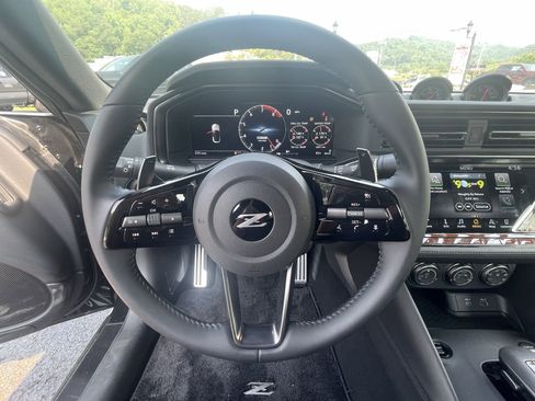 New 2024 Nissan Z Performance w/ Floor Mat Package image 12