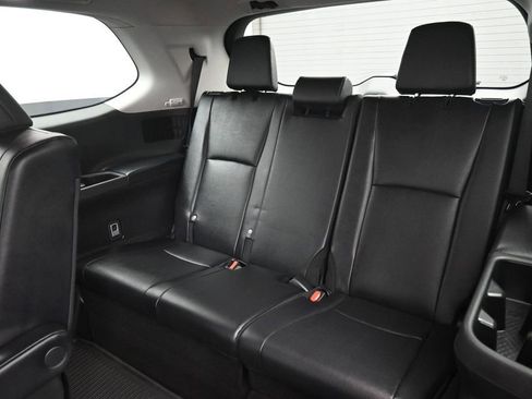 Used 2024 Toyota Grand Highlander AWD image 28