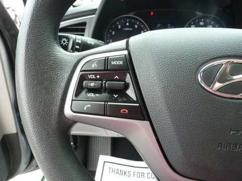 Used 2018 Hyundai Elantra SE FWD image 20
