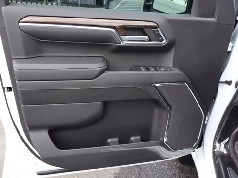 Certified 2024 Chevrolet Silverado 1500 LT Trail Boss image 16