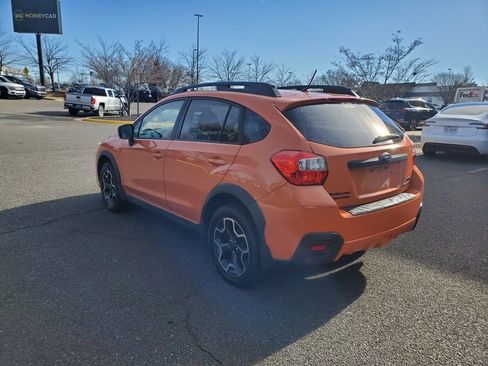 Used 2014 Subaru Crosstrek 2.0i Premium w/ Moonroof Package image 6
