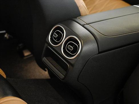 Used 2024 Mercedes-Benz CLE 300 4MATIC Cabriolet image 18