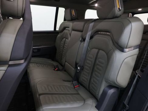 Used 2023 Rivian R1S Adventure AWD/4WD image 68
