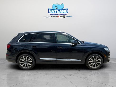 Used 2017 Audi Q7 3.0T Prestige AWD/4WD image 6
