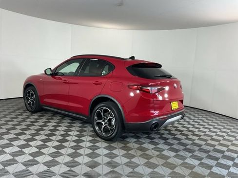 Used 2023 Alfa Romeo Stelvio Ti AWD/4WD image 7