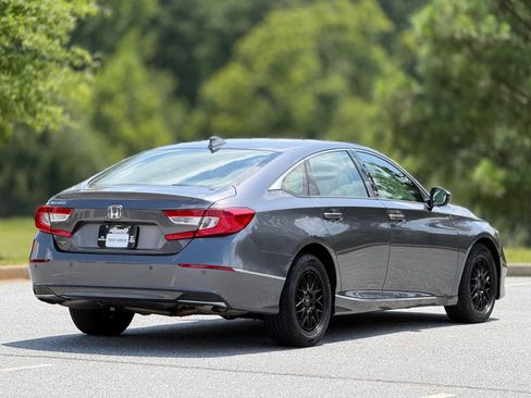 Used 2022 Honda Accord EX-L image 11
