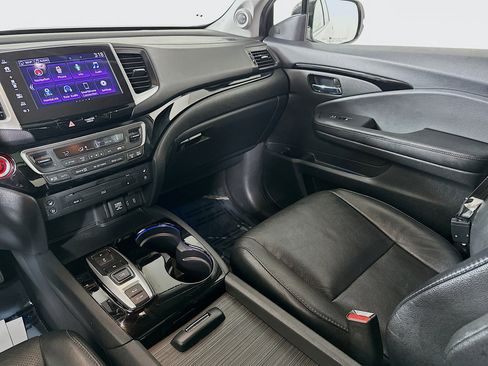 Used 2017 Honda Pilot Elite image 23