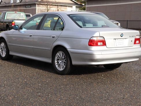 Used 2002 BMW 530i Sedan image 5