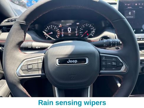 New 2025 Jeep Compass Trailhawk w/ Trailhawk Convenience Group image 20